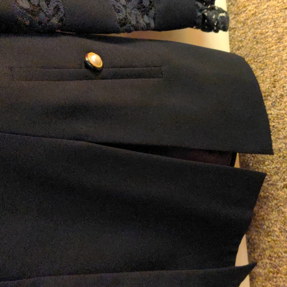 Cora navy blazer size 9 - Picture 4 of 12